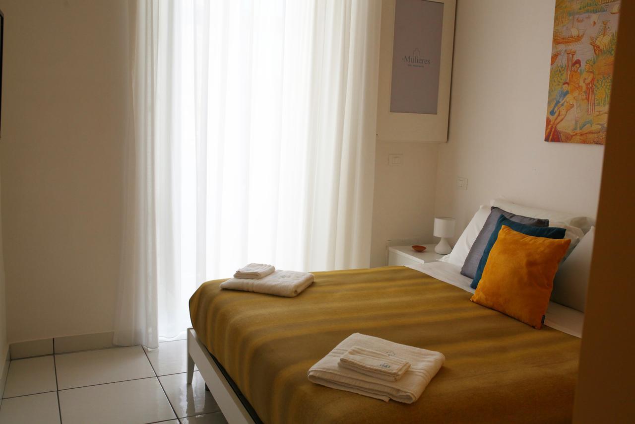 Apartmán Le Mulieres Salerno Exteriér fotografie